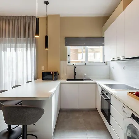 Snug By Zoia Living Apartment