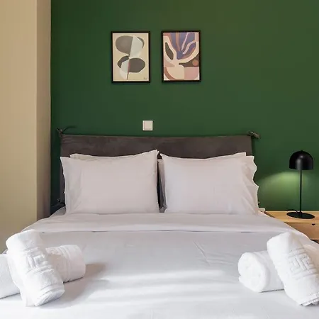 Snug By Zoia Living Athens