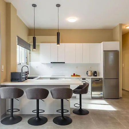 Snug By Zoia Living Apartment