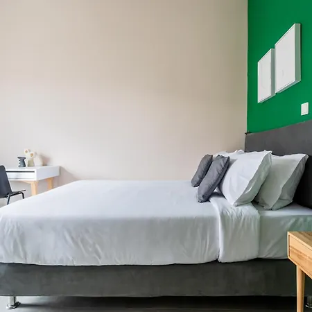 Apartment Snug By Zoia Living *